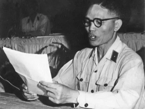 Vị tướng trẻ nhất của QĐND Việt Nam: Đích thân Bác Hồ đặt tên, 30 tuổi đã được phong hàm cấp tướng