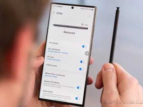 Vua nhiếp ảnh Android Galaxy S23 Ultra xả kho, đập hộp rẻ như cho, iPhone 16 Pro Max lo sốt vó