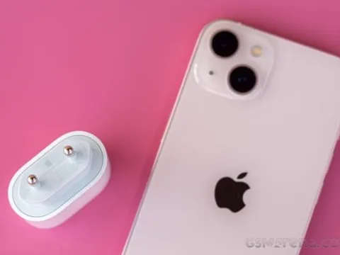 Giá đập hộp iPhone 13 giảm khủng, xả kho chỉ từ 12 triệu ngon bổ rẻ vô địch tháng 01/2025