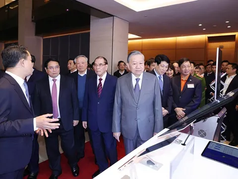 Doanh nghiệp công nghệ tiên phong trong 'kỷ nguyên vươn mình'