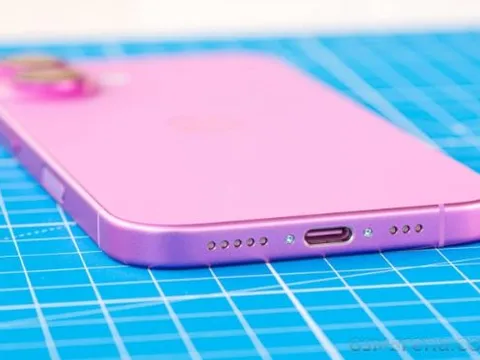 iPhone 16 giảm cực sâu giữa tháng 1, đón Tết ngập tràn ưu đãi, AI thông minh sút bay Galaxy S24