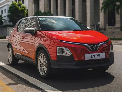 Top 10 ôtô bán chạy nhất tại Việt Nam năm 2024: VinFast chiếm 2 vị trí đầu tiên