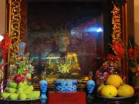 Giải mã bí mật bên trong ngôi chùa tháp 14 tầng lớn nhất Việt Nam cất giữ 3 bảo vật quốc gia quý hiếm