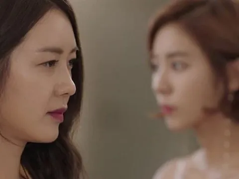 Cuộc đối đầu giữa tôi và người yêu cũ của chồng khiến không ít người chứng kiến phải nín thở vì sự căng thẳng