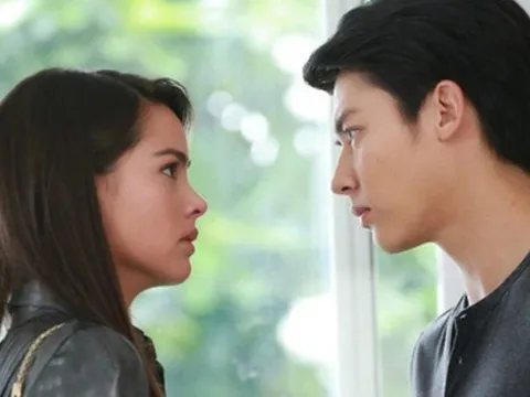 Đêm tân hôn kinh hoàng: Chồng cũ đột ngột xông vào, đặt tiền xuống bàn rồi lên tiếng 'hạ màn đi, bằng này đủ chưa'