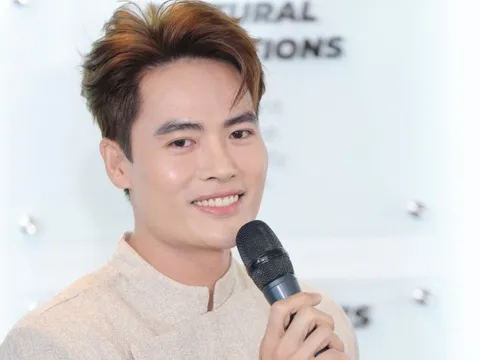 Võ Tấn Phát bật mí về "Tứ hải phát tài": "Sự kiện nổi bật đều được thêm vào giống Táo Quân"