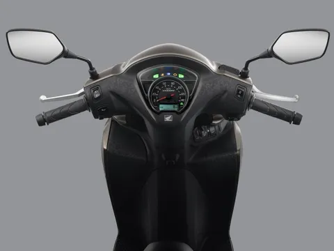 Giá xe Honda Vision giữa tháng 1/2025 rẻ như 'bèo', khách Việt săn đón hơn LEAD và SH Mode