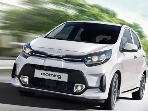 Giá lăn bánh Kia Morning giữa tháng 1/2025 rẻ hơn hẳn Hyundai Grand i10, khiến khách Việt dậy sóng
