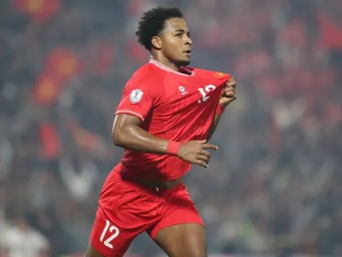 Choáng với tổng số tiền thưởng Nguyễn Xuân Son nhận được từ tuyển Việt Nam và mạnh thường quân