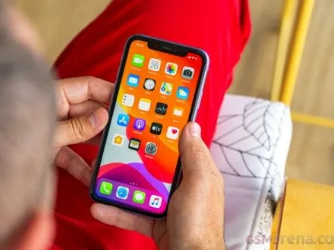 ‘Vua iPhone giá rẻ’ iPhone 11 vẫn còn hàng mới fullbox, giá đập hộp dưới 9 triệu có tính năng xịn như iPhone 16