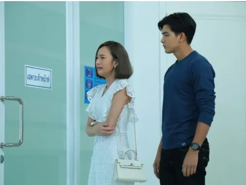 Trong ngày kỷ niệm 1 năm cưới với người chồng giàu có, tôi gọi cho chồng cũ và nhận được 200 triệu