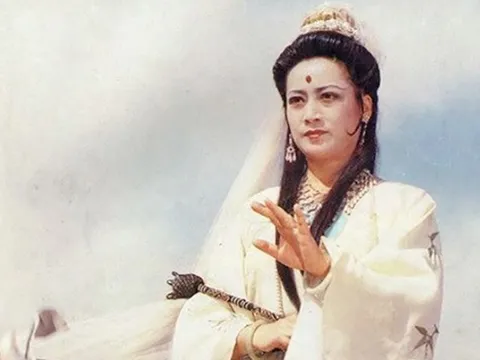 'Soi' sức mạnh của Quán Thế Âm Bồ Tát trong Tây Du Ký, sư phụ của bà là ai?