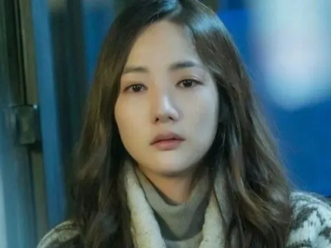 Chồng cũ bất ngờ lật mặt, màn đối đầu chấn động tại công ty khiến cô dâu tương lai ê chề