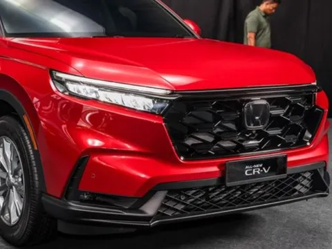 Nhiều hãng ô tô điều chỉnh giá bán dịp trước Tết