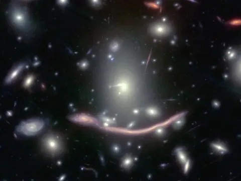 Phát hiện kho báu lớn ẩn bên trong một thiên hà xoắn ốc