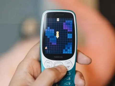 Nokia 3210 4G hạ giá cực mạnh cận Tết, vua máy gạch chỉ hơn 1 triệu, có game rắn săn mồi huyền thoại