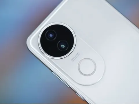 Ông vua pin trâu vivo S20 5G cực rẻ cận Tết, giá 8 triệu dung lượng 6500 mAh ăn đứt Galaxy S24 Ultra