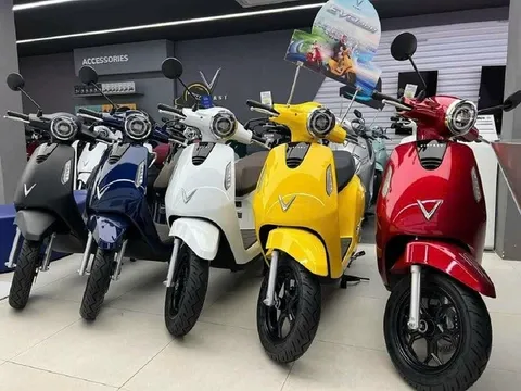 Giá xe máy điện VinFast cuối tháng 1/2025: Ưu đãi sập sàn đón Tết, đè bẹp xe Tàu nhờ giá cực rẻ