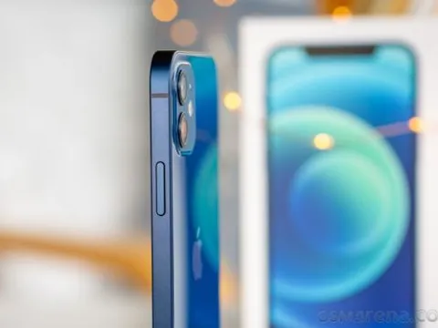 iPhone 12 cận Tết chỉ hơn 10 triệu, vua màn OLED giá rẻ, nhiều tính năng ngon như iPhone 16