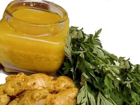 Cuối năm lau dọn bàn thờ đừng dùng nước lã nữa, thay bằng 3 loại này kích hoạt may mắn, tiền tài