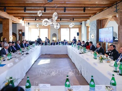 Phát triển hạ tầng số, năng lượng xanh để Việt Nam vươn mình trong kỷ nguyên thông minh