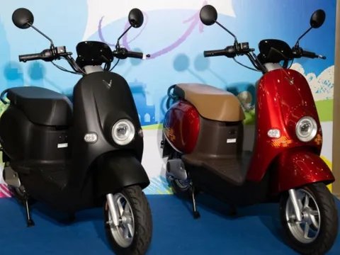 Mẫu xe máy điện siêu chất, siêu tiết kiệm khiến học sinh và phụ huynh đều thích mê
