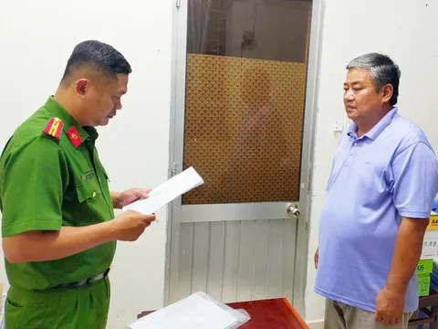 2 cựu cán bộ ngân hàng bị bắt vì nhận hối lộ