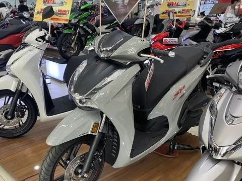 Giá xe Honda SH cuối tháng 1/2025 cực bình dân: Giá rẻ hiếm thấy cho khách Việt săn xe chơi Tết