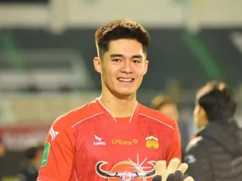 Báu vật của HAGL gây chấn động, HLV Kim Sang-sik gạch tên công thần ĐT Việt Nam?