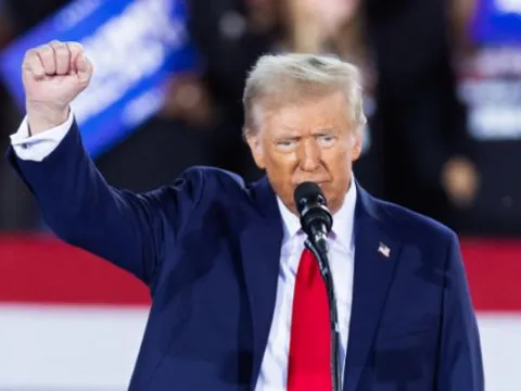 Tổng thống Donald Trump có tuyên bố gây ngỡ ngàng sau tuyên bố rút Mỹ khỏi WHO