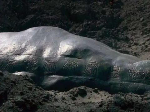 Giải mã 3 hiện tượng kỳ lạ được cho là điềm báo trước cái chết đầy bí ẩn của hoàng đế Tần Thủy Hoàng