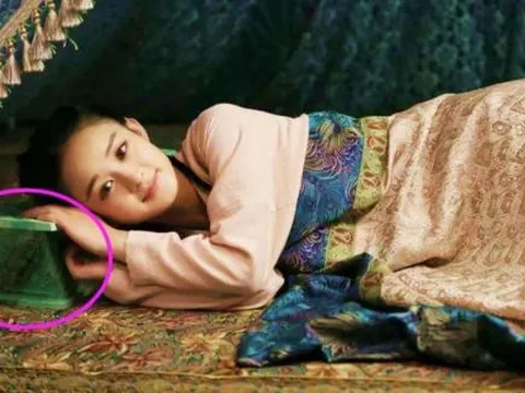 Các cụ dặn: 'Khi ngủ chớ quay đầu ra cửa, nghe tiếng người gọi không được thưa', vì sao?