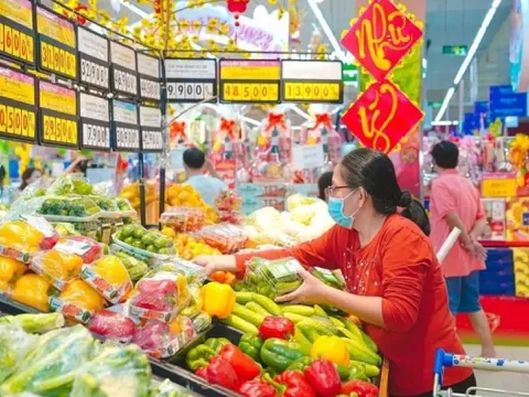 Mùng 3 Tết: Không có hiện tượng thiếu hàng, sốt giá