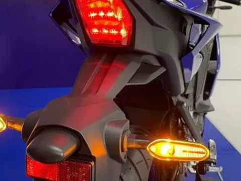 Yamaha chính thức ra mắt ‘vua côn tay’ hơn 200cc đẹp át vía Honda Winner X và Exciter, giá cực mềm
