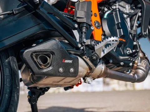 ‘Vua côn tay’ 125cc mới của hãng xe Áo chính thức ra mắt: Lấn át Honda Winner X và Exciter, giá mềm