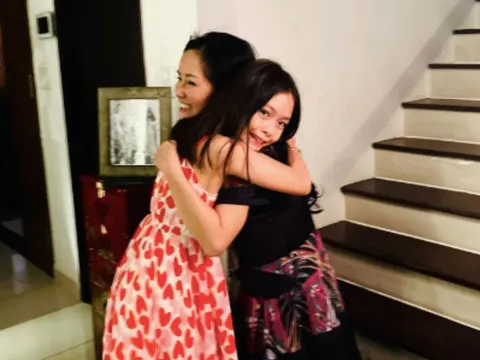 Hé lộ tình trạng hiện tại của ca sĩ Hồng Nhung sau khi mắc ung thư