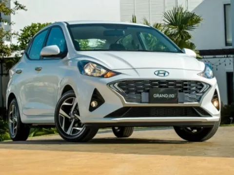 Hyundai Grand i10 quyết hạ đo ván Kia Morning bằng giá lăn bánh đang ở mức cực mềm đầu tháng 2/2025