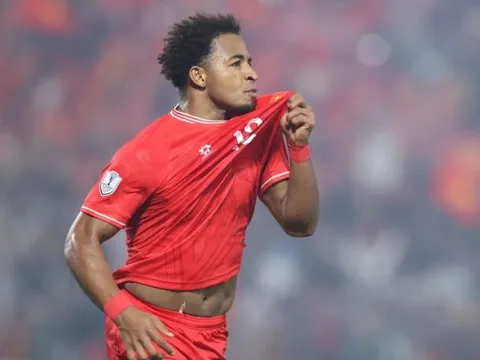 Cựu sao HAGL bất ngờ chê Nguyễn Xuân Son sau AFF Cup, 'cà khịa' chính sách nhập tịch của ĐT Việt Nam