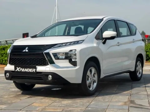 Giá lăn bánh Mitsubishi Xpander đầu tháng 2/2025 đang siêu rẻ với ưu đãi tưng bừng tại đại lý Việt