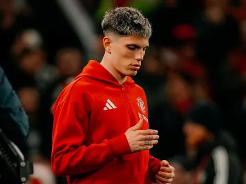 Vụ Garnacho rời Old Trafford sáng tỏ, Manchester United bị Napoli lật kèo vì lý do khó tin