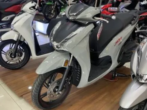 Giá xe Honda SH tháng 2/2025 giảm 'sập sàn' sau Tết: Cơ hội 'vàng' để mua SH với giá bình dân