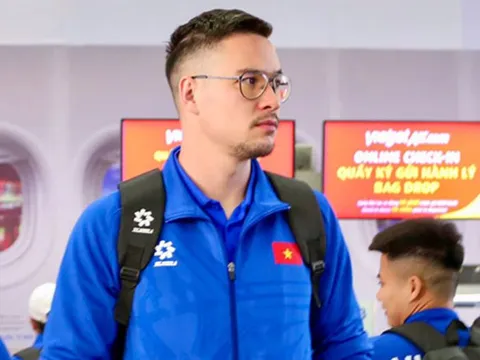 Nguyễn Filip, Patrik Lê Giang bị cận: Vẫn là thủ môn top đầu V.League