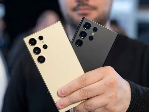 Điện thoại Samsung "cầm thích" hơn iPhone nhưng làm rơi lại dễ hỏng hơn: Nguyên nhân là gì?