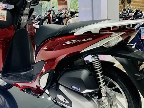 Giá xe Honda SH Mode tháng 2/2025 lao dốc sau Tết, khách Việt ồ ạt mua thay Vision và LEAD