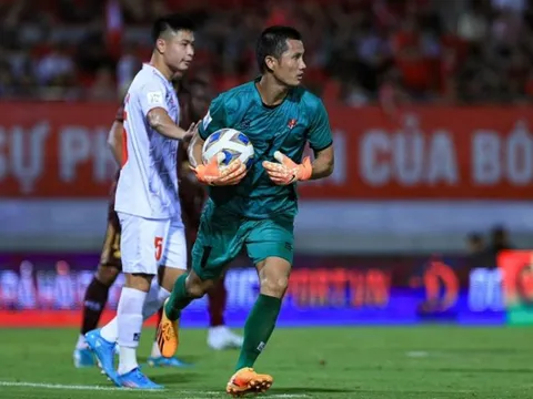 Trụ cột ĐT Việt Nam gây sốt sau chấn thương, HLV Kim Sang-sik thẳng tay gạch tên Filip Nguyễn?