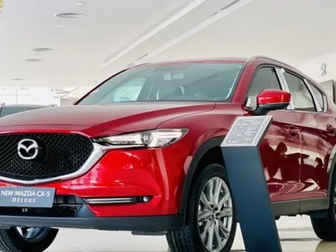 Giá lăn bánh Mazda CX-5 đầu tháng 2/2025 hấp dẫn khó cưỡng, uy hiếp Honda CR-V