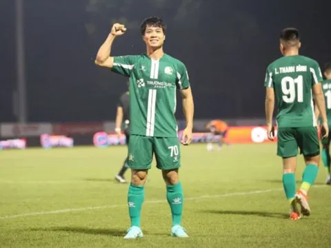 Công Phượng khiến HLV Kim Sang-sik 'ngã ngửa', chính thức hết cơ hội trở lại ĐT Việt Nam?