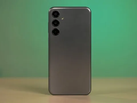 Galaxy M35 5G giá rẻ như bèo sau Tết, vua pin trâu tầm trung kém Galaxy A55 5G rất ít, pin 6000 mAh