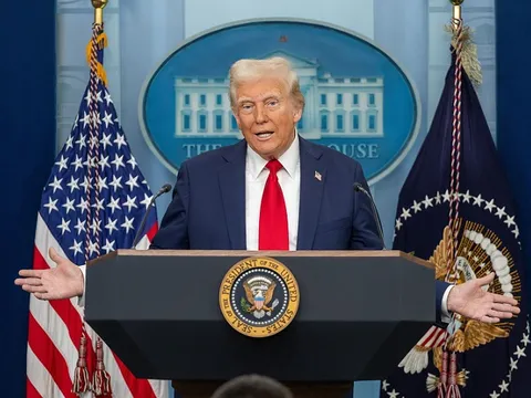 Rủi ro từ chính sách thuế quan của Tổng thống Trump với đồng minh và nền kinh tế Mỹ