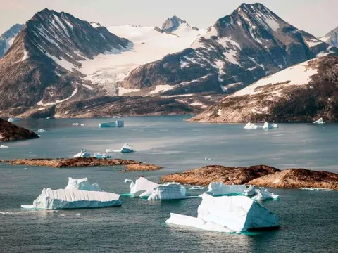 Hòn đảo có diện tích gấp 6 lần Việt Nam sở hữu "kho báu" dưới lòng đất siêu khủng: Kim loại hiếm gì cũng có, được ông Donald Trump săn đón